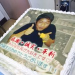 坂井代表のバースデーケーキ