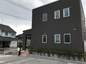 由布市狭間町　サラダホーム新築建売物件　外観1